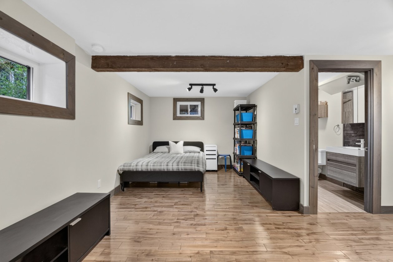 Salle familiale — 740 Rue George-Muir, Québec