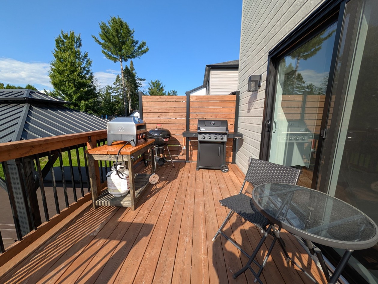 Balcon — 49 Rue des Poiriers, Pont-Rouge