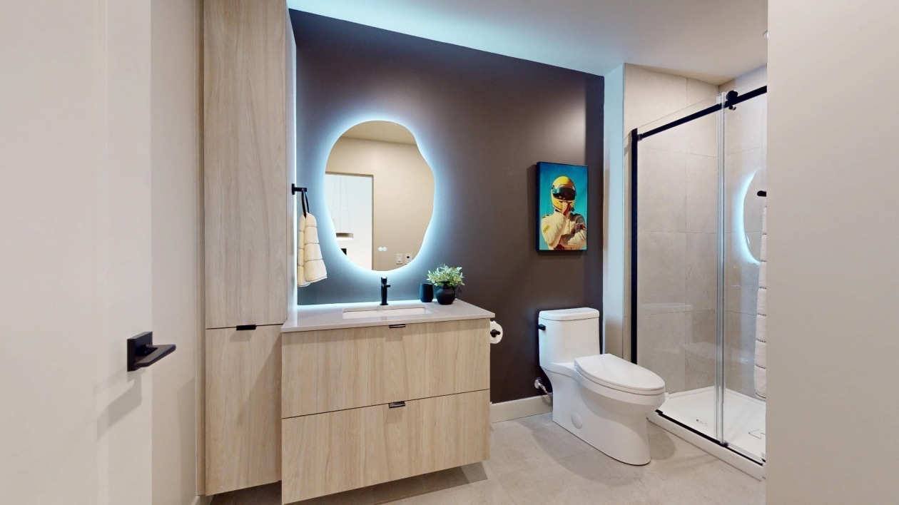 Salle de bains — 1555 Boul. Chomedey, Laval
