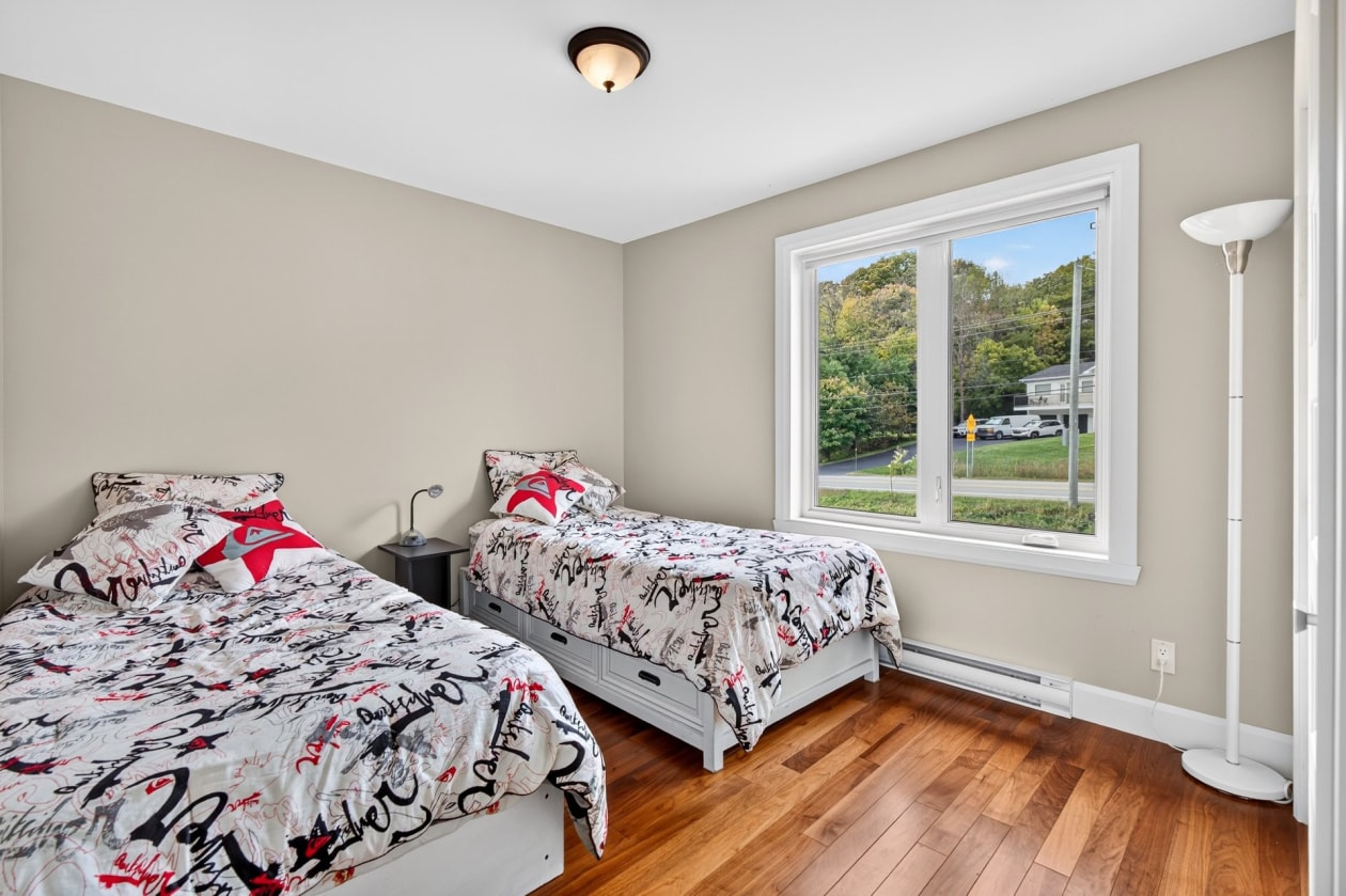 Chambre à coucher — 401 Route 138, Neuville