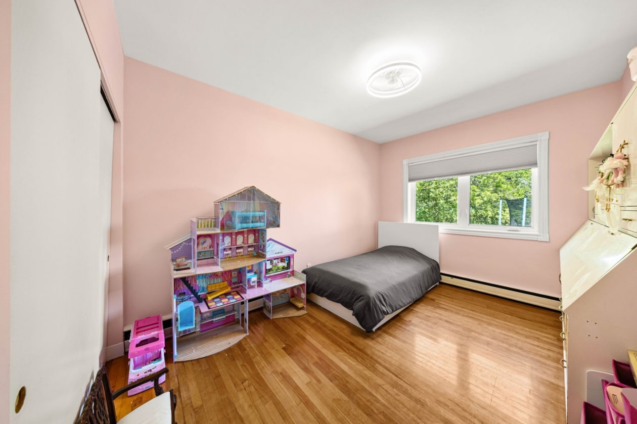 Chambre à coucher — 5065 Rue Roméo, Montréal