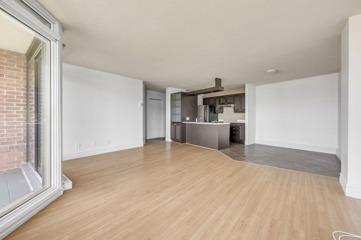 Overview — 5895 Rue St-Laurent, Lévis