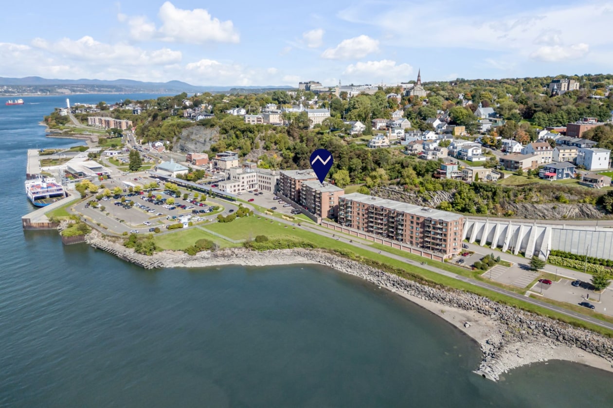 Photo aérienne — 5895 Rue St-Laurent, Lévis