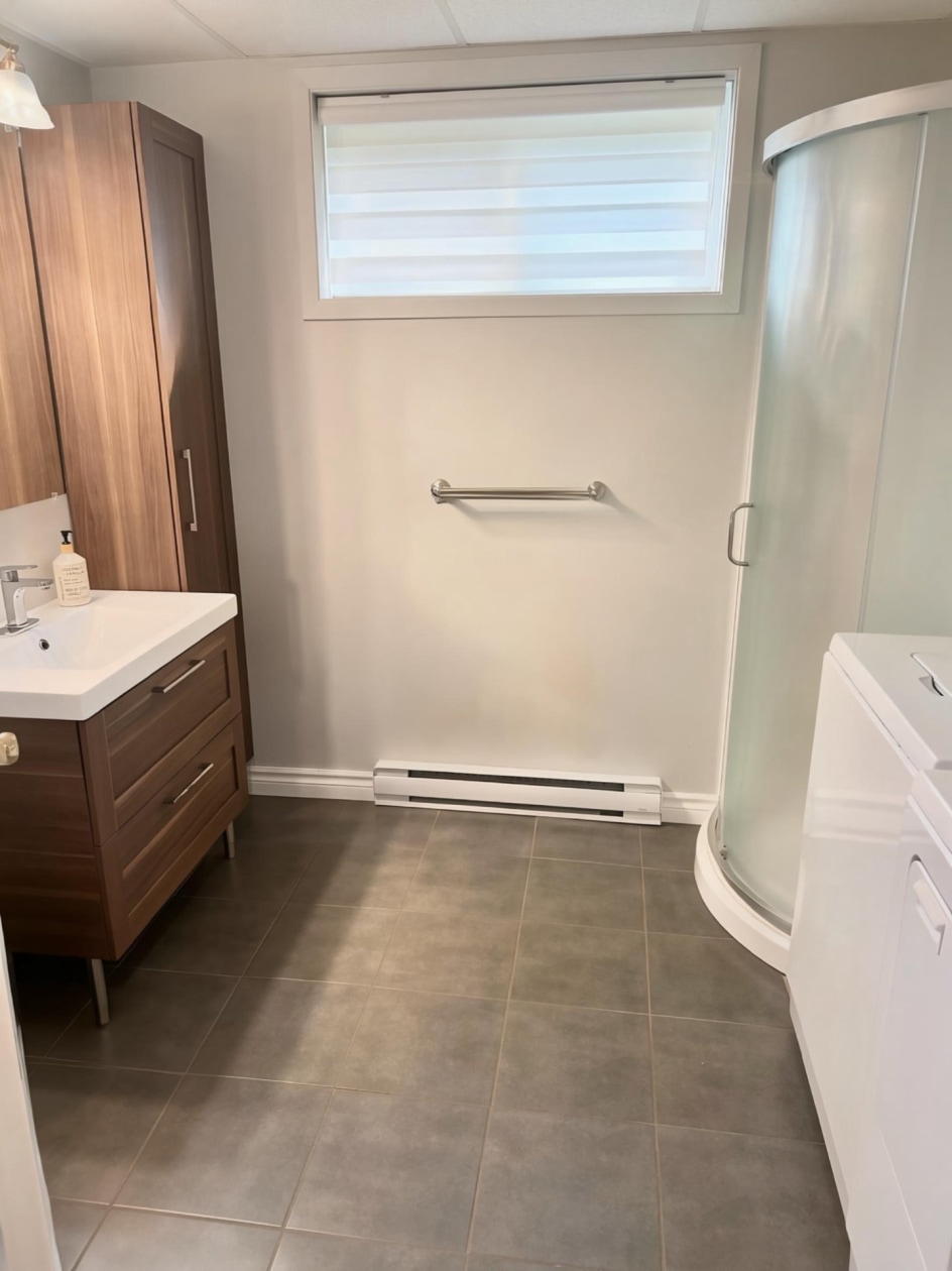 Salle de bains — 6045 Route 263, Sainte-Praxède