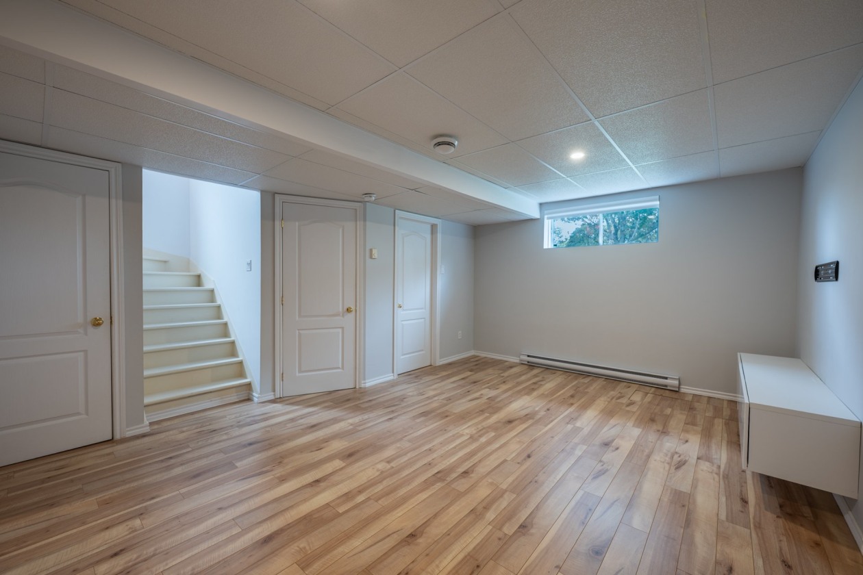 Salle familiale — 116 Boul. du Fort-St-Louis, Boucherville