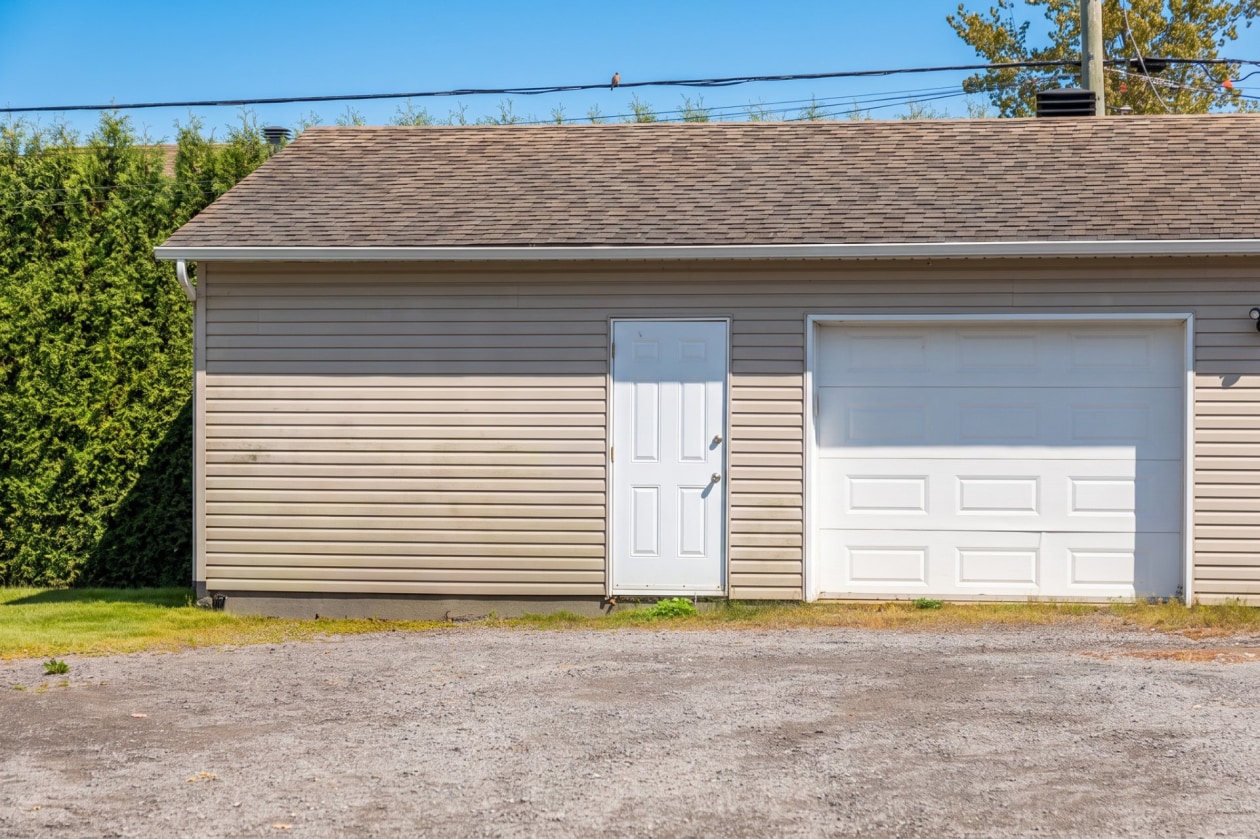 Garage — 1865 Rue Pruneau, Saint-Maurice
