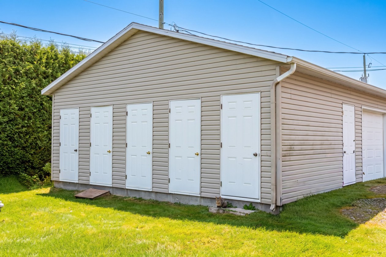Remise — 1865 Rue Pruneau, Saint-Maurice