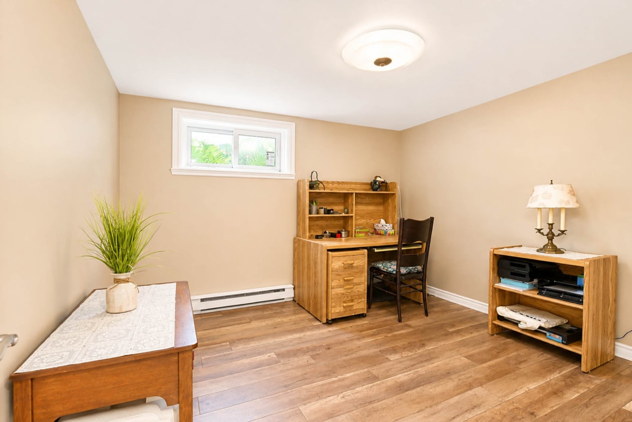 Bedroom — 999 22e Avenue, Laval