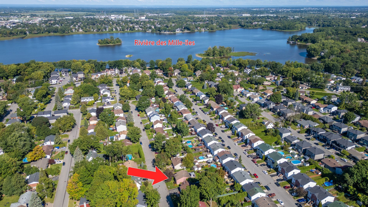 Overview — 999 22e Avenue, Laval