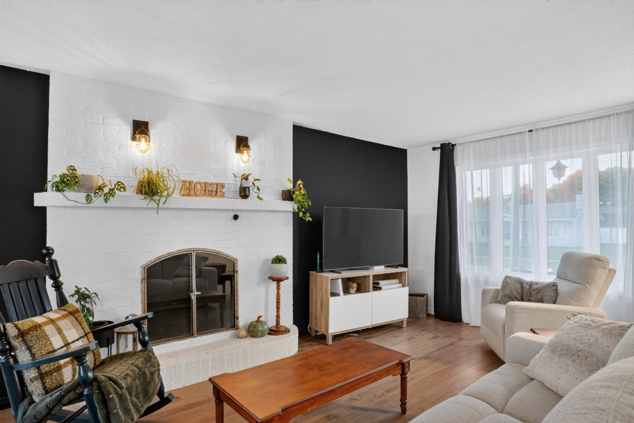 Salon — 3422 Av. Ste-Marthe, Shawinigan