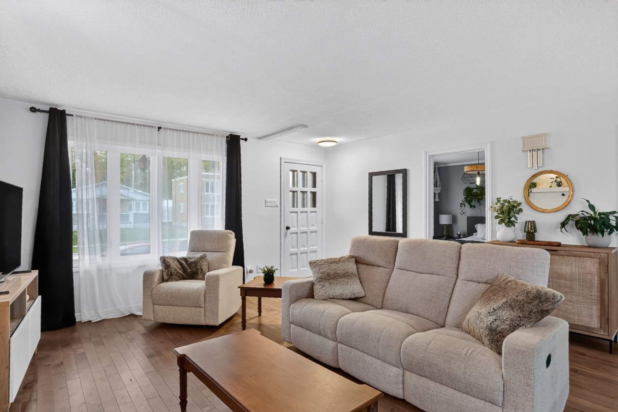 Salon — 3422 Av. Ste-Marthe, Shawinigan