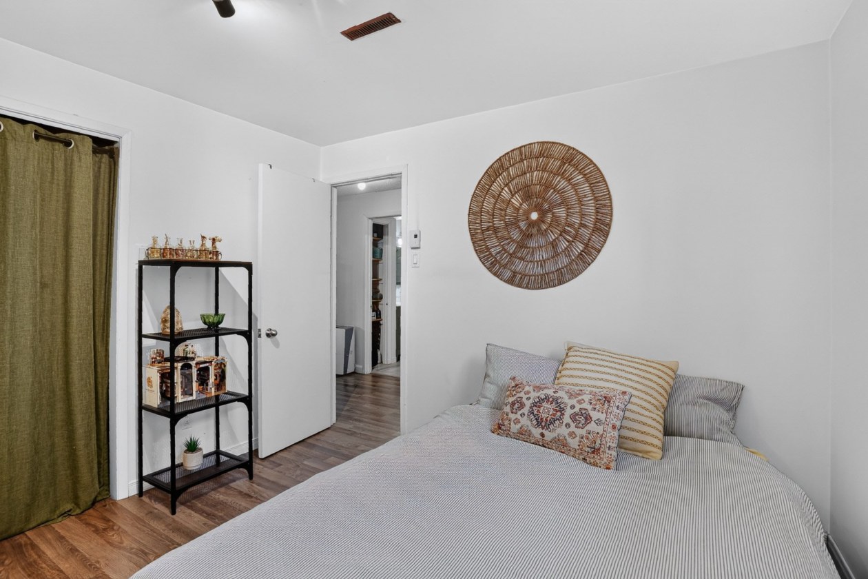 Chambre à coucher — 3422 Av. Ste-Marthe, Shawinigan