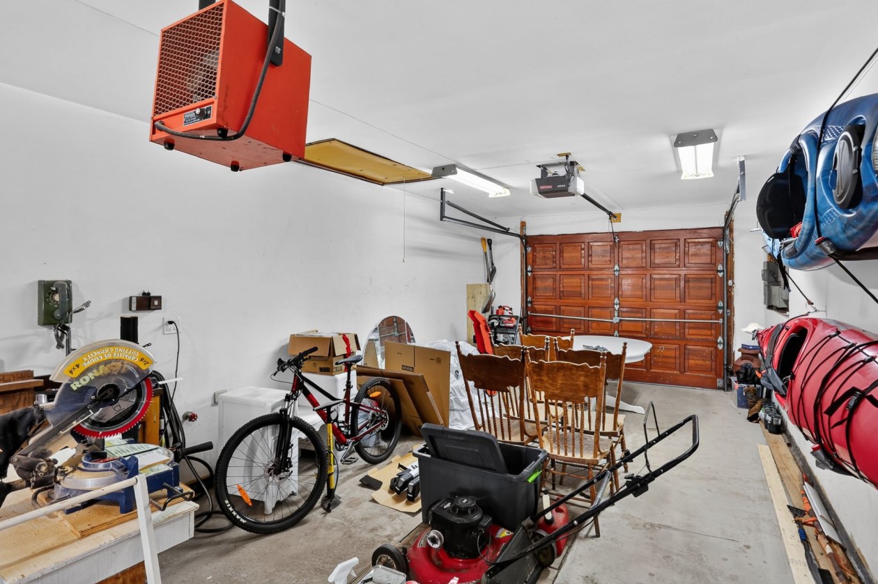 Garage — 3422 Av. Ste-Marthe, Shawinigan