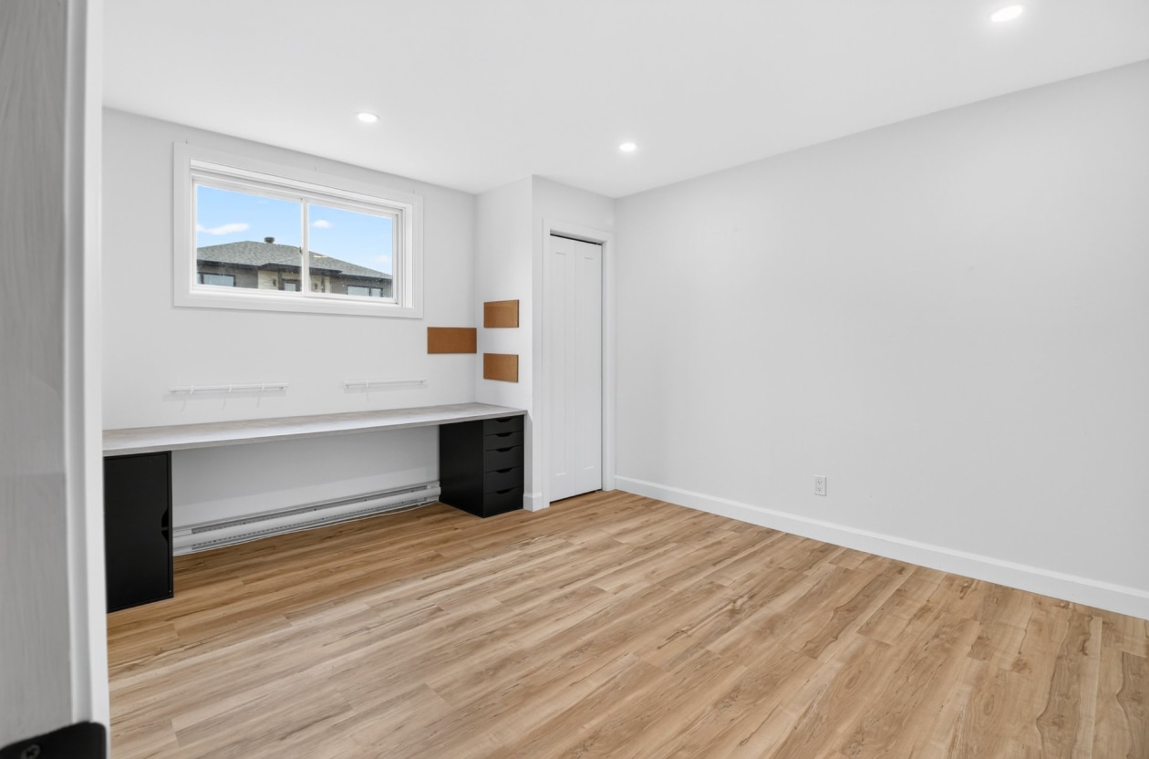 Chambre à coucher — 70 Rue Massicotte, Champlain