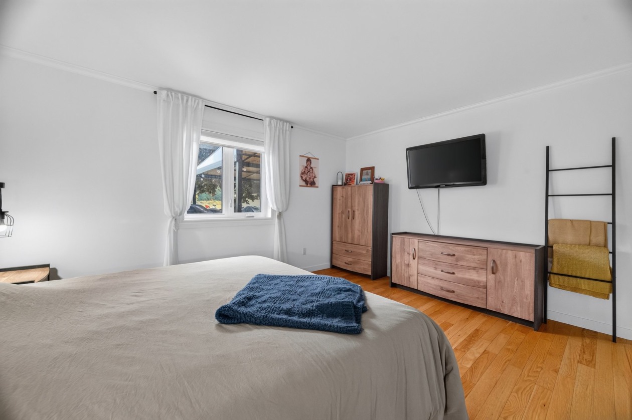 Chambre à coucher principale — 295 Route 132 E., Sainte-Luce