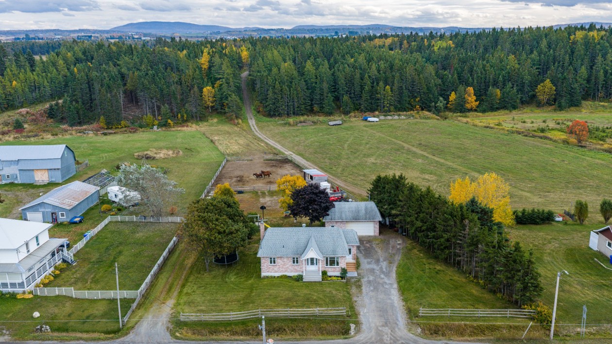 Photo aérienne — 295 Route 132 E., Sainte-Luce