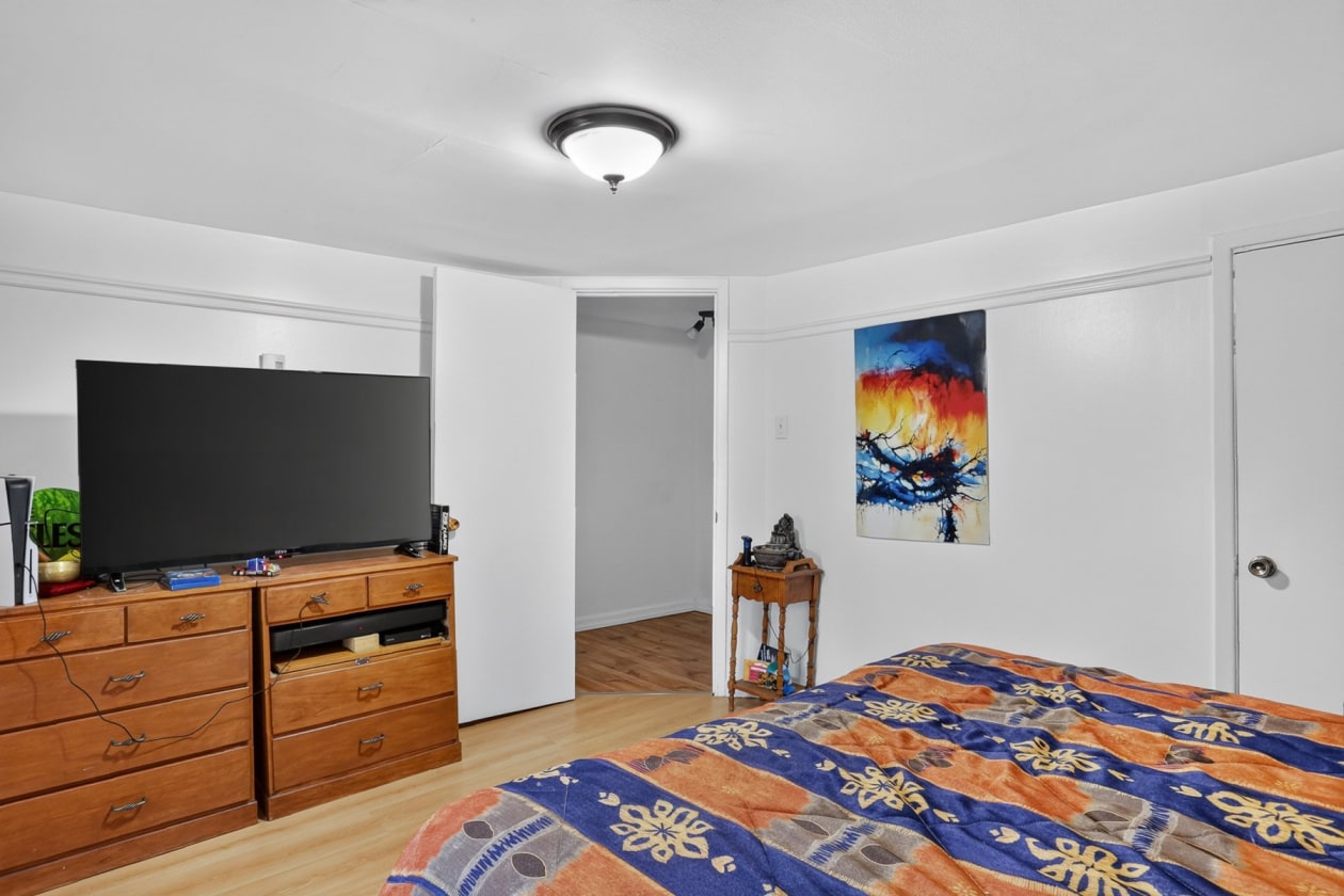 Chambre à coucher principale — 5121 - 5125 Ch. des Pionniers, Shawinigan