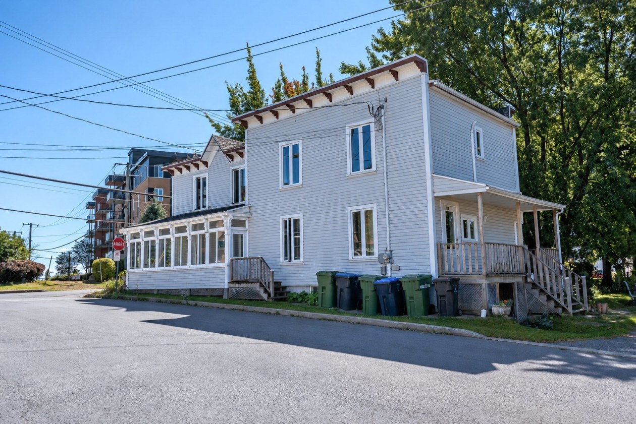 Façade — 5029 - 5033 Rue St-Georges, Lévis
