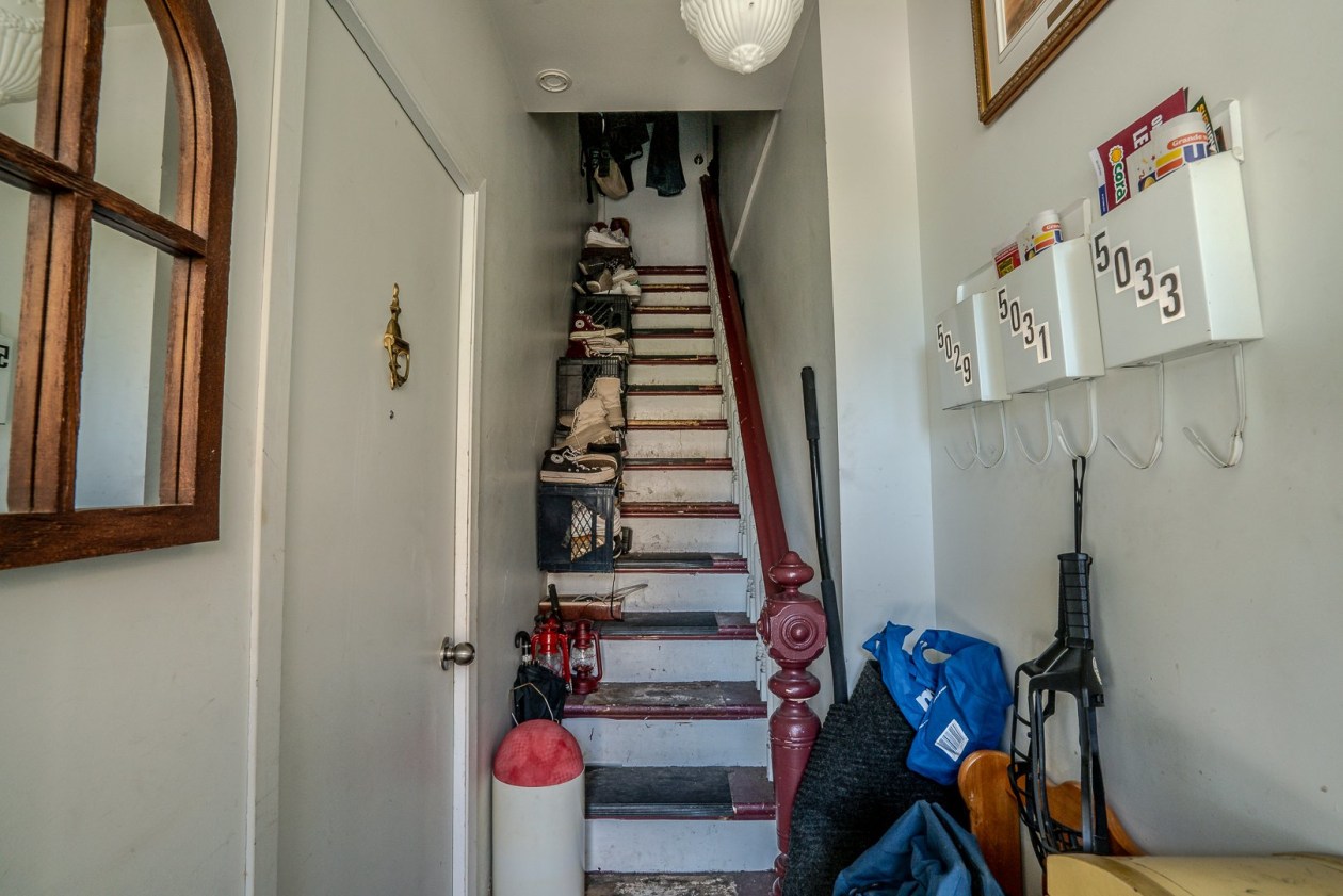 Escalier — 5029 - 5033 Rue St-Georges, Lévis