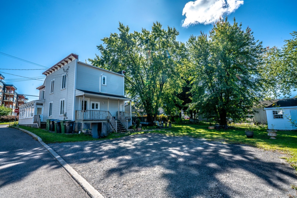 Face arrière — 5029 - 5033 Rue St-Georges, Lévis