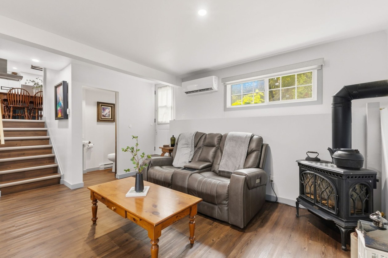 Salle familiale — 605 Rue O'Neil, Gatineau