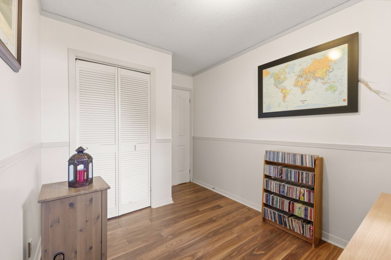 Bureau — 605 Rue O'Neil, Gatineau