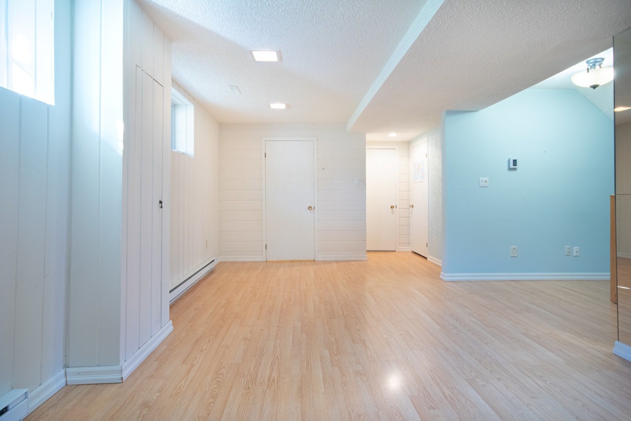 Salle familiale — 4050 Rue Barrette, Sherbrooke