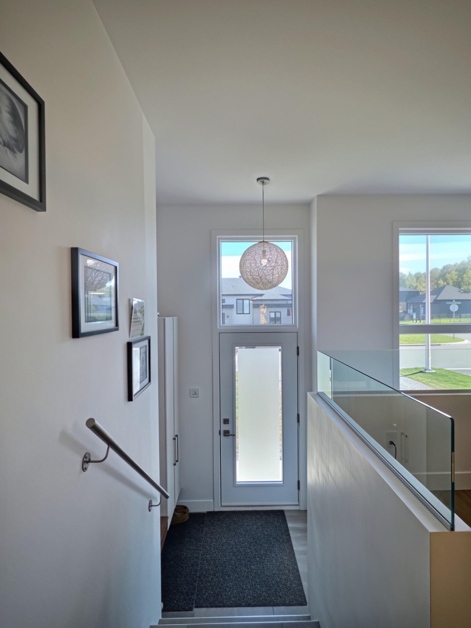 Hall d'entrée — 812 Rue Monique-Saint-Pierre, Trois-Rivières
