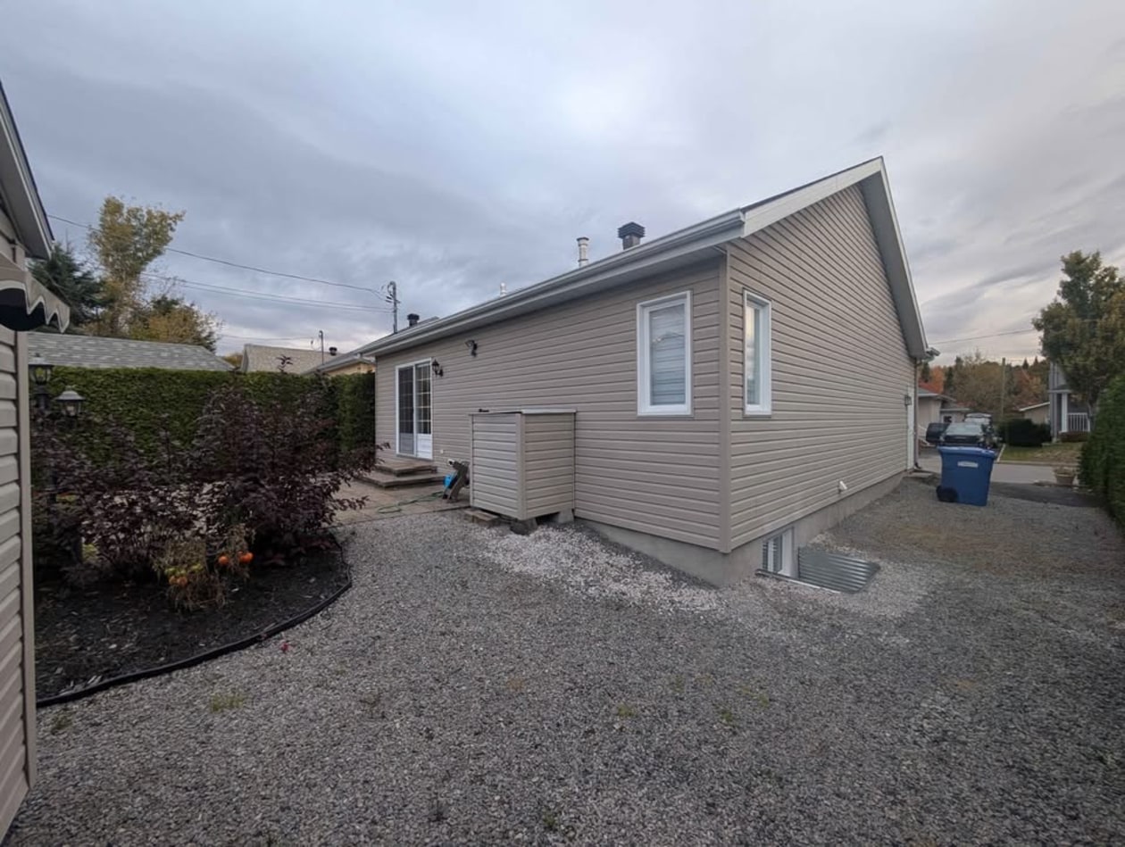 Photo 3 — 1408 Rue Des Herbes, Québec