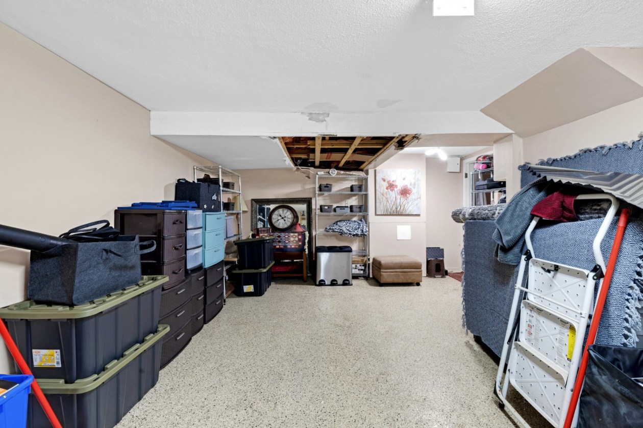 Atelier — 1971 Rue Chantal, Repentigny