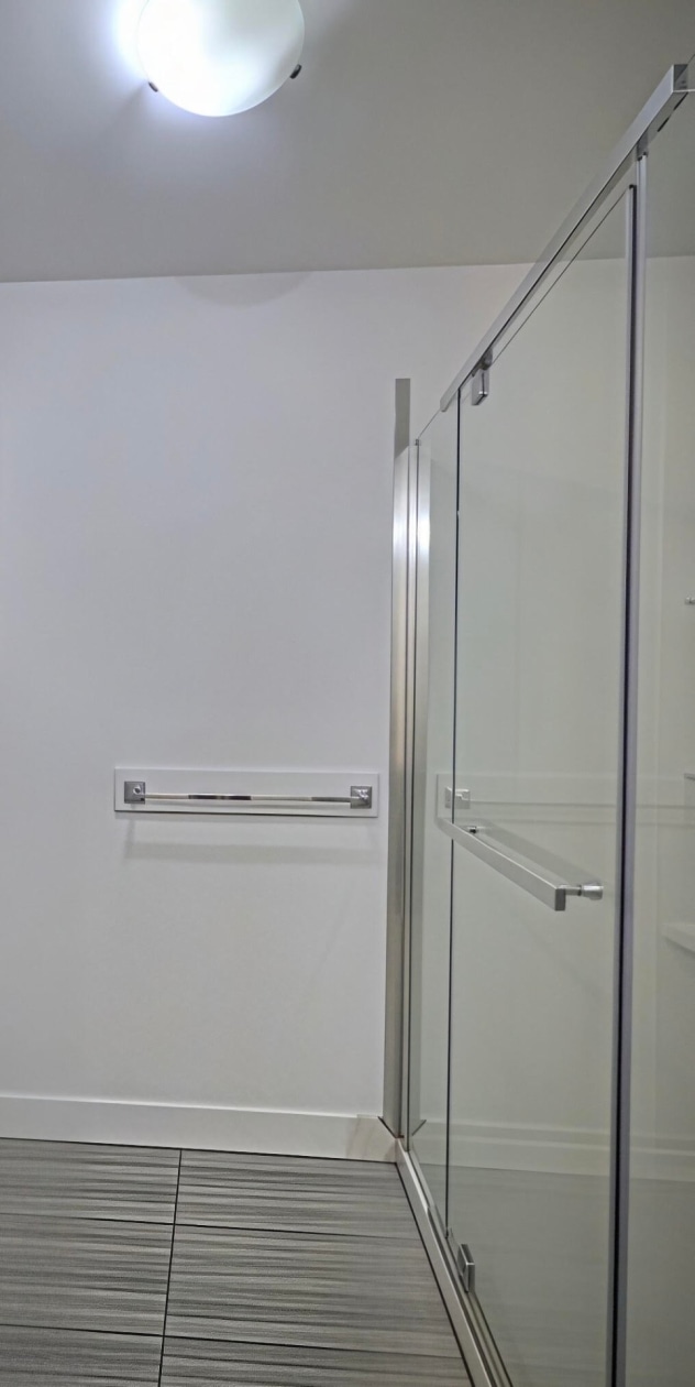 Salle de bains — 325 Rue des Forges, Trois-Rivières