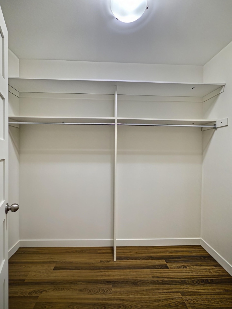 Rangement — 325 Rue des Forges, Trois-Rivières