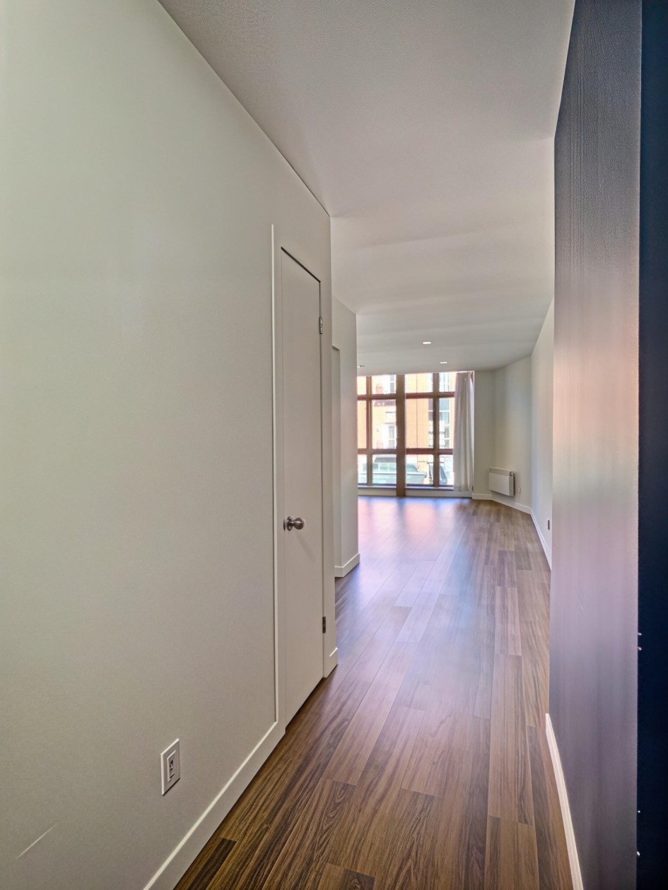 Hall d'entrée — 325 Rue des Forges, Trois-Rivières
