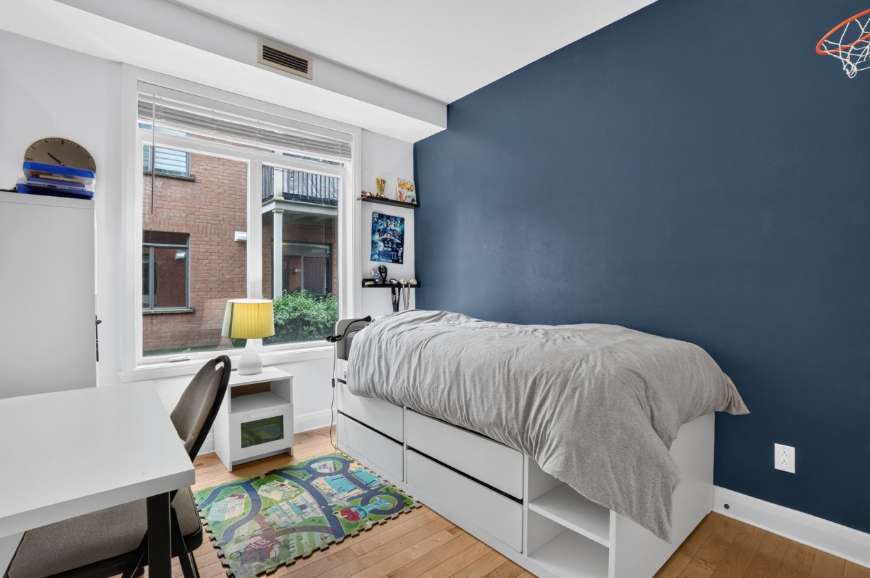 Chambre à coucher — 3300 Rue des Francs-Bourgeois, Boisbriand