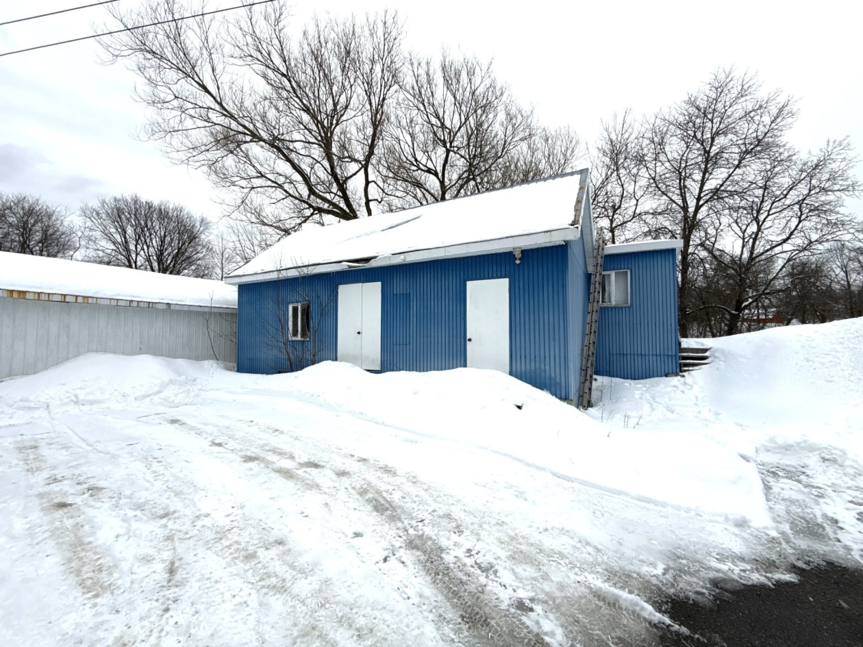 Remise — 106 - 110 Rue St-Joseph, Baie-Saint-Paul