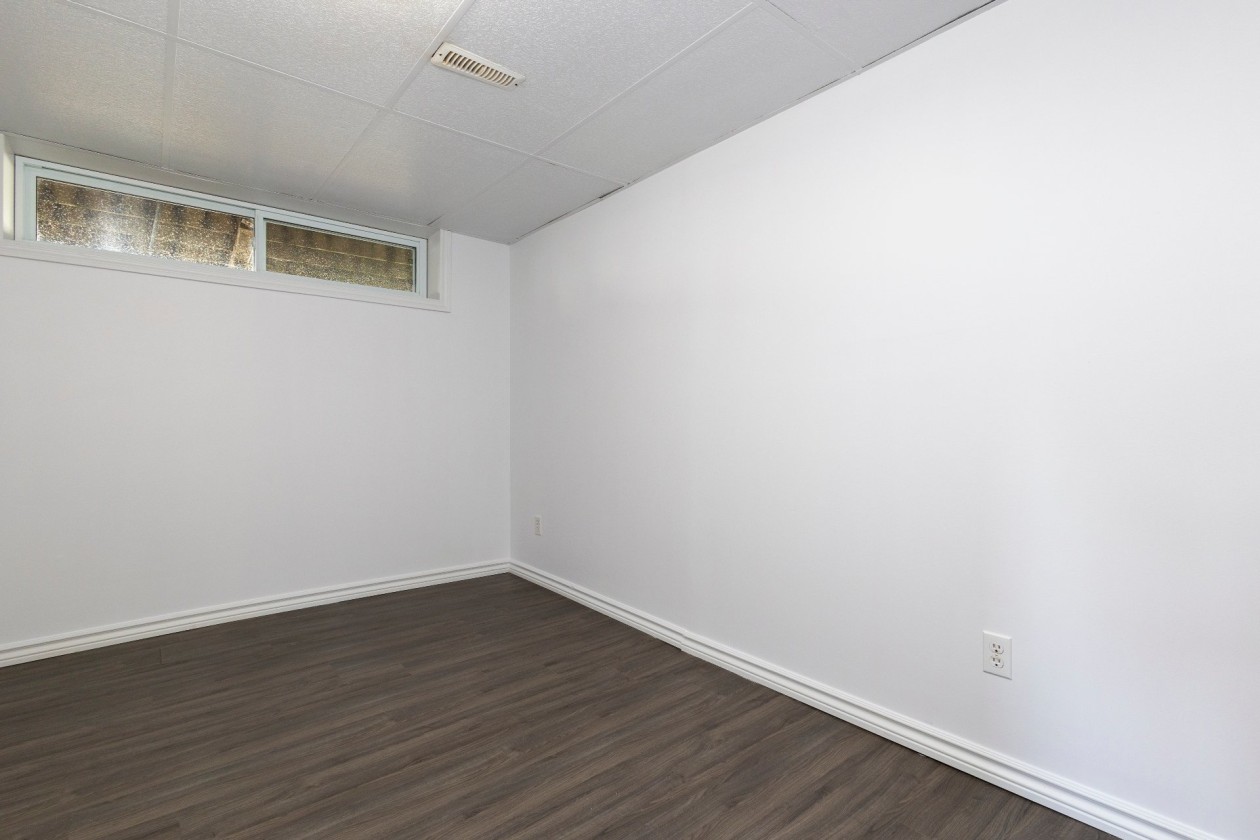 Chambre à coucher — 53 Boul. St-Francis, Châteauguay