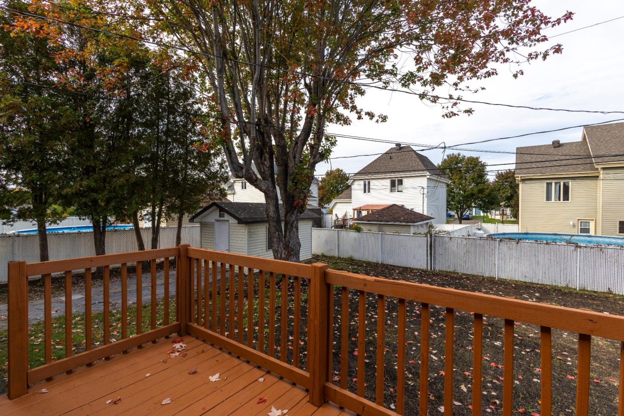 Cour — 53 Boul. St-Francis, Châteauguay
