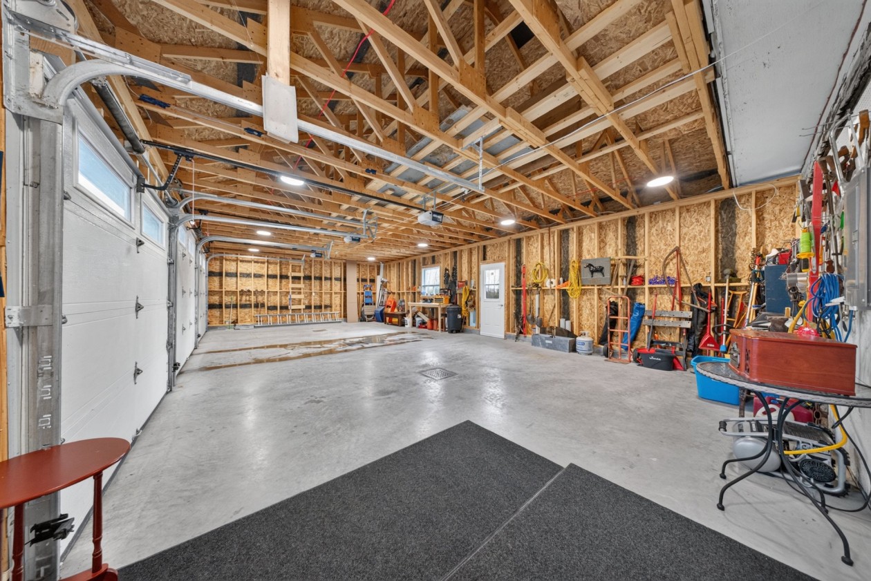 Garage — 322 Ch. de Fontainebleau, Weedon