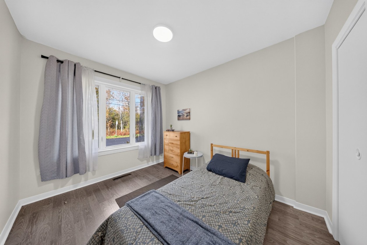 Chambre à coucher — 322 Ch. de Fontainebleau, Weedon
