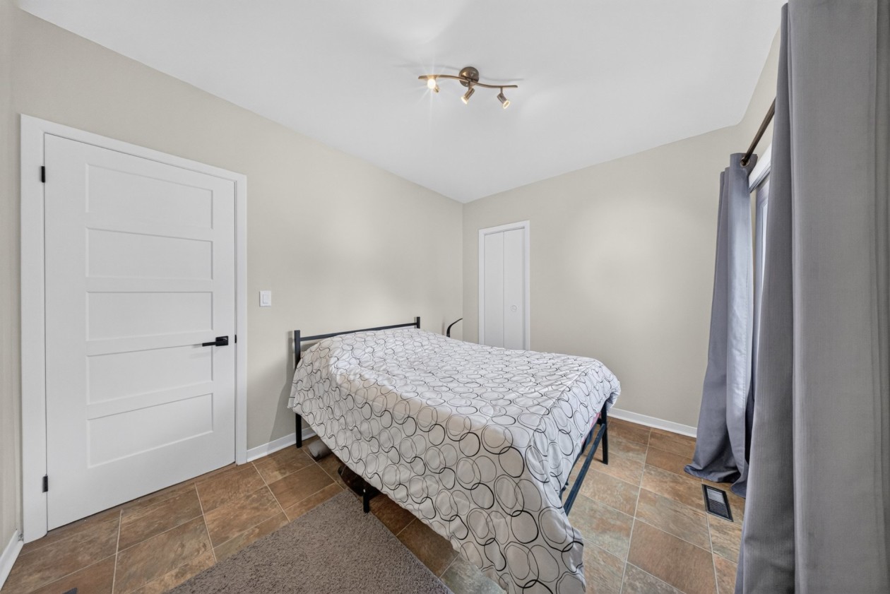 Chambre à coucher — 322 Ch. de Fontainebleau, Weedon