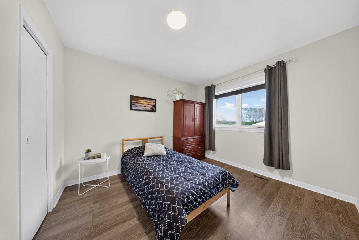 Chambre à coucher — 322 Ch. de Fontainebleau, Weedon