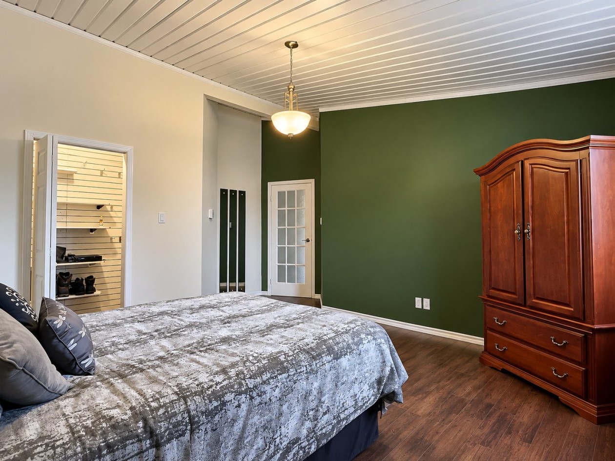 Chambre à coucher — 3020 Boul. St-Jean-Baptiste, Saguenay
