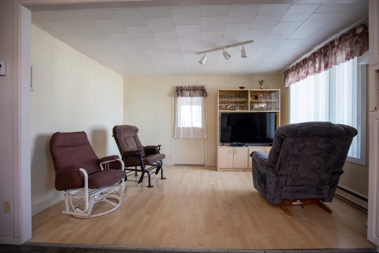 Salon — 61 - 63 Rue Notre-Dame, Notre-Dame-des-Monts