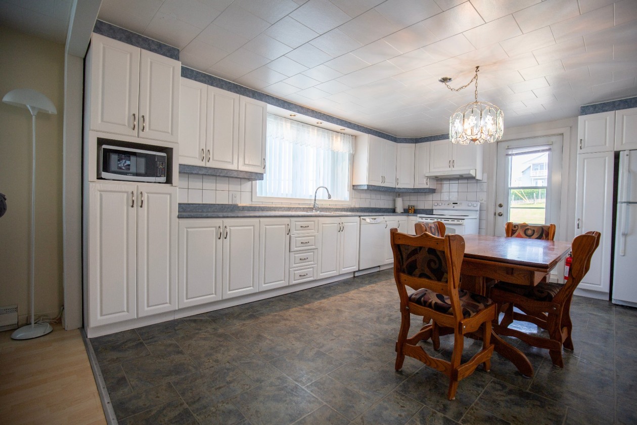 Photo 10 — 61 - 63 Rue Notre-Dame, Notre-Dame-des-Monts