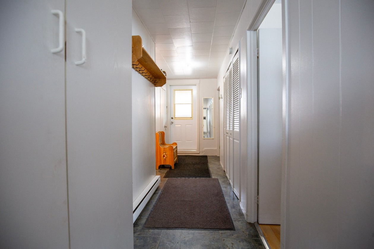 Hall d'entrée — 61 - 63 Rue Notre-Dame, Notre-Dame-des-Monts