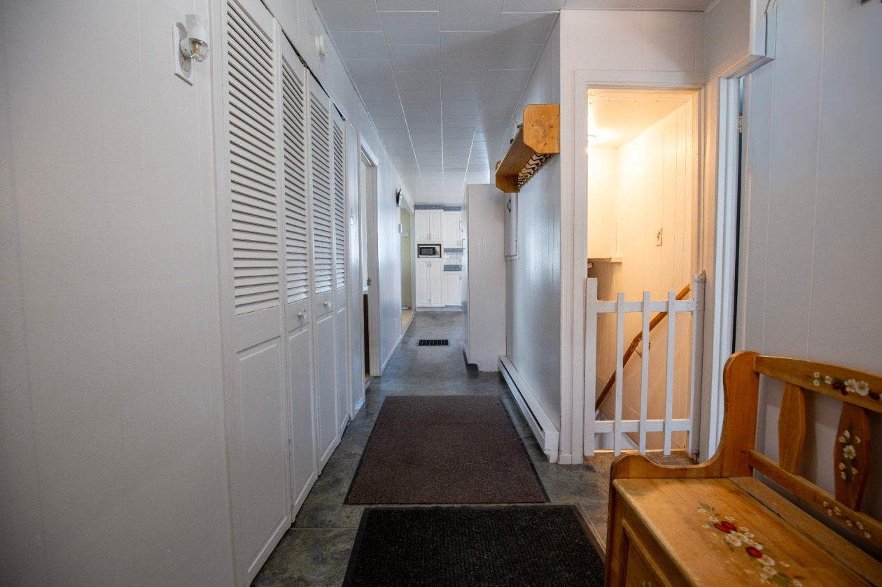 Hall d'entrée — 61 - 63 Rue Notre-Dame, Notre-Dame-des-Monts