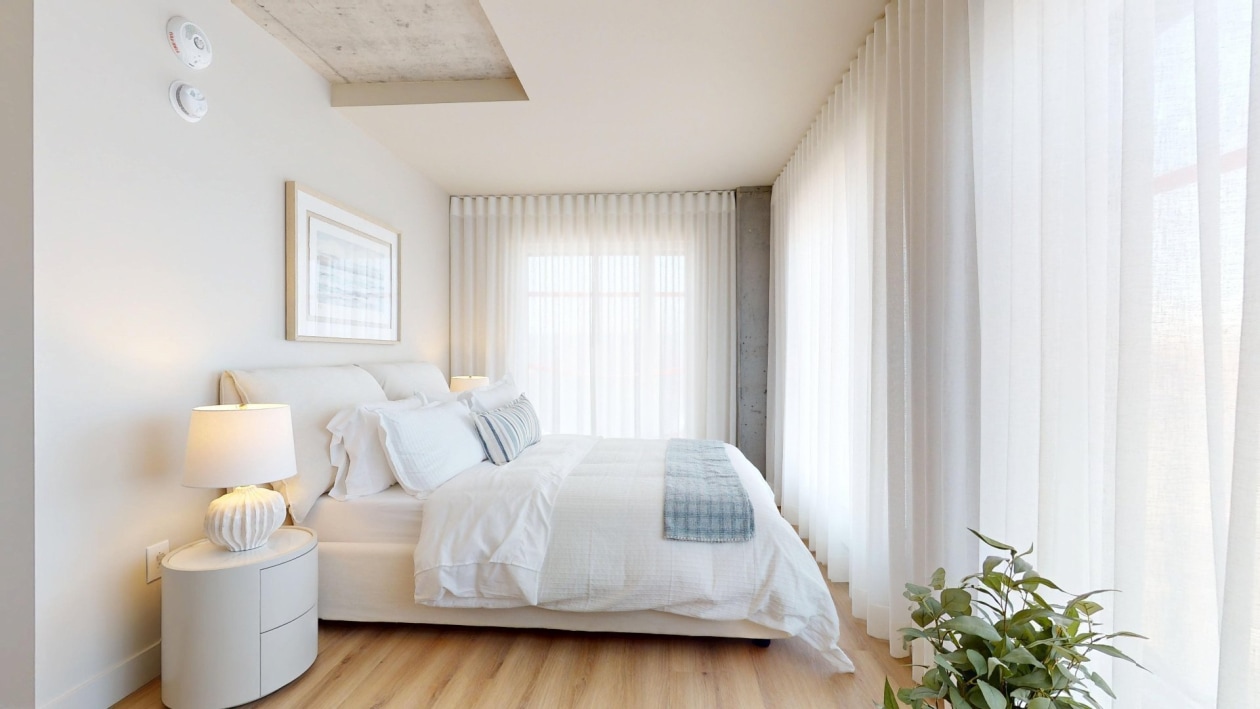 Master bedroom — 1555 Boul. Chomedey, Laval