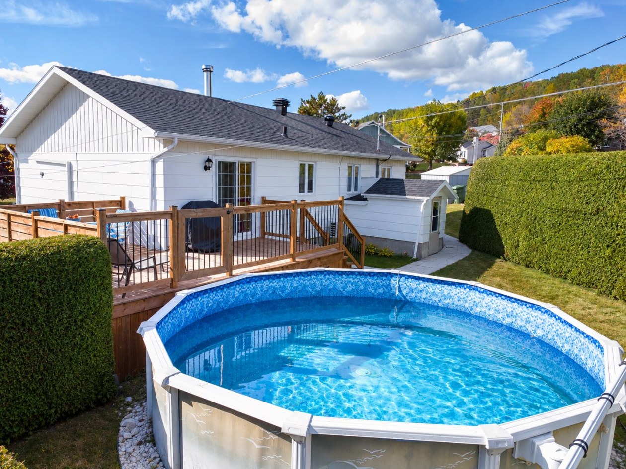 Cour — 130 Rue Pierre-Bouliane, La Malbaie