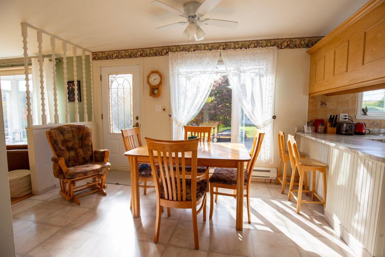 Salle à manger — 130 Rue Pierre-Bouliane, La Malbaie