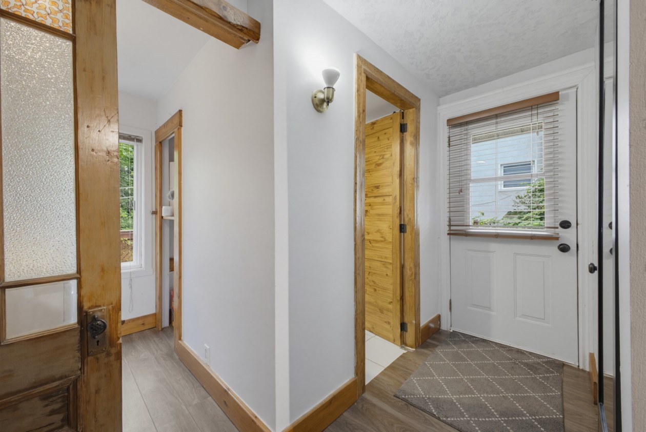 Corridor — 3 32e Avenue, Bois-des-Filion
